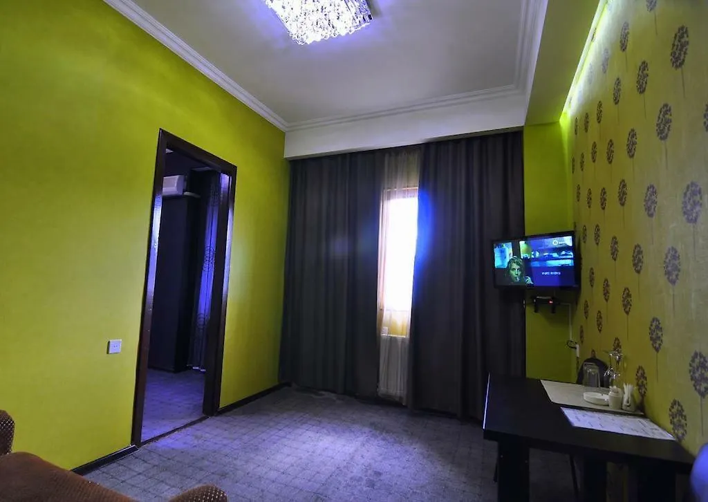 Panorama Eco-Hotel Tbilisi 3*,  Georgien