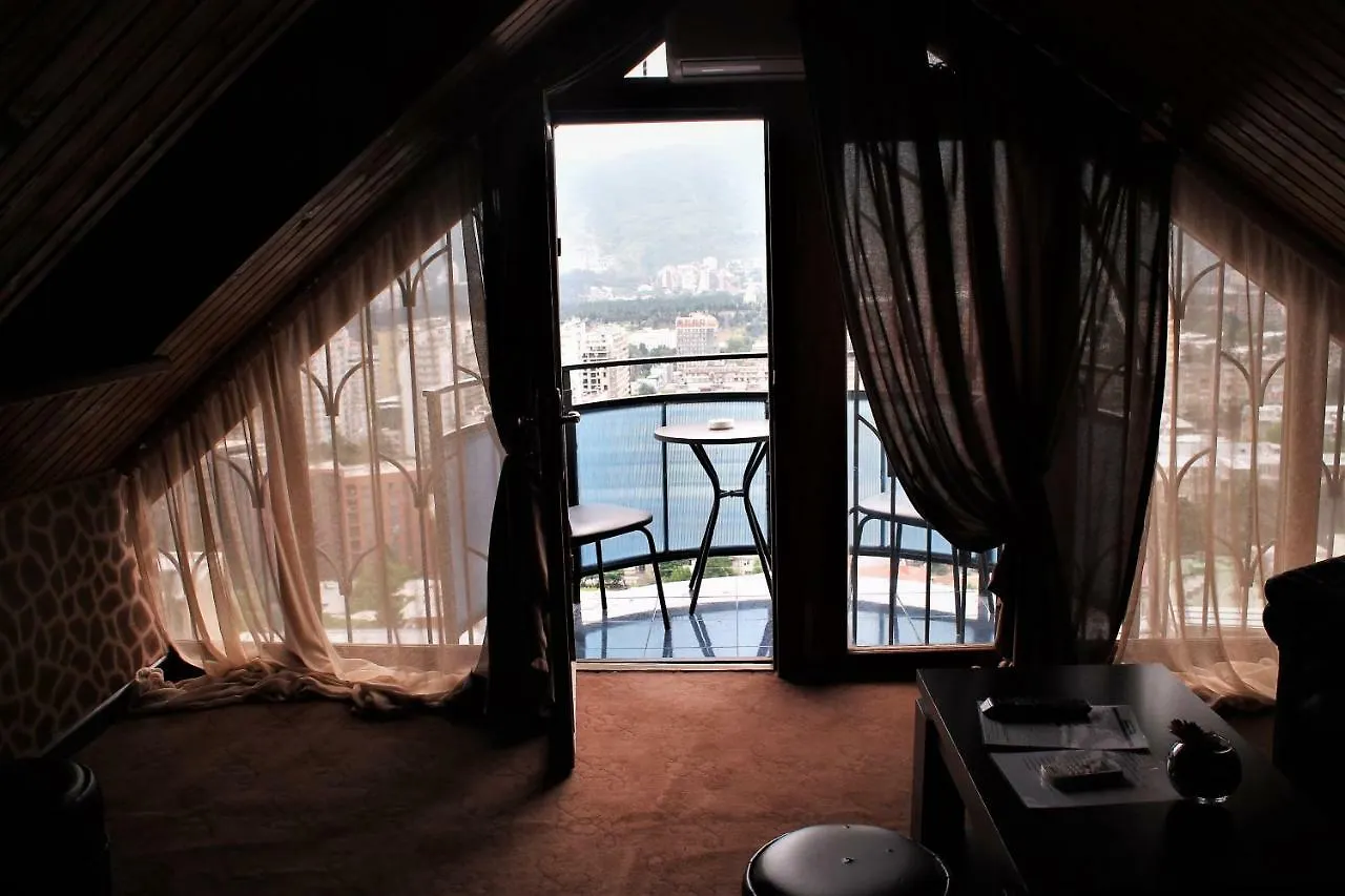 Panorama Eco-Hotel Tbilisi 3*,